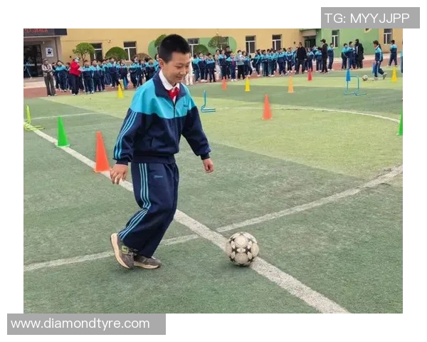 小学足球游戏大全趣味玩法推荐助力孩子快乐成长与团队合作